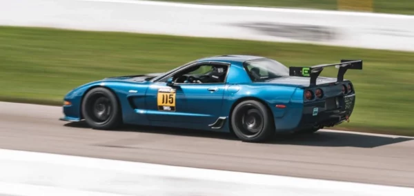 Screenshot_20200804-202947_Gallery Corvette C5 - World Challenge Fascia