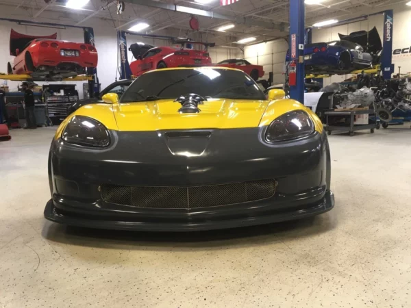 Corvette C6 - World Challenge Front Fascia