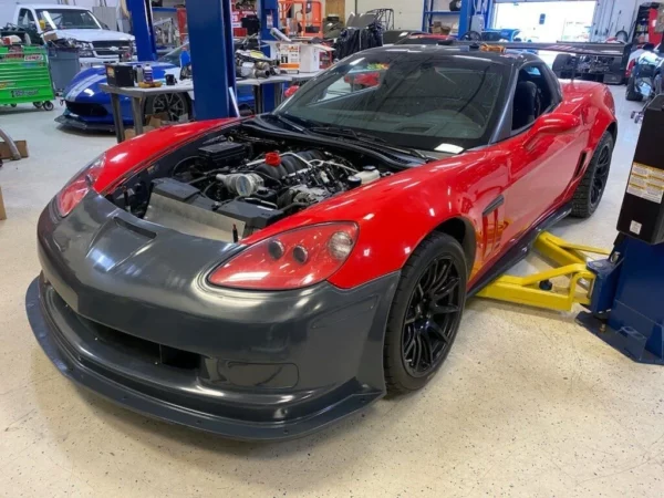 Corvette C6 - World Challenge Front Fascia