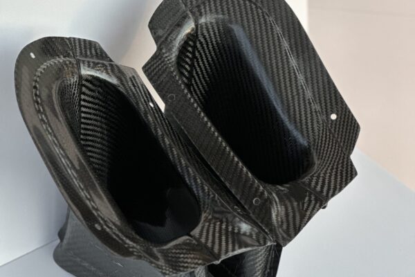 carbonduct3 Corvette C5 - Carbon Fiber Fender Duct