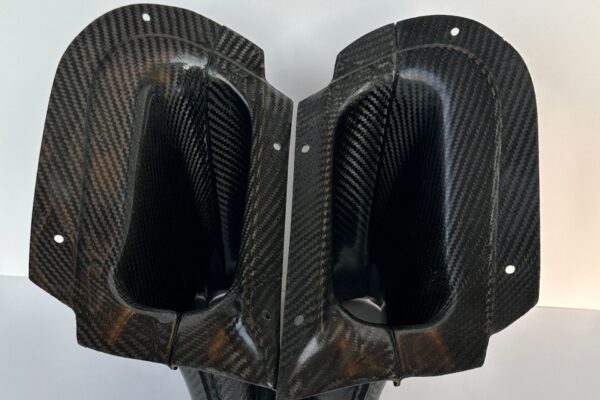 carbonduct4 Corvette C5 - Carbon Fiber Fender Duct
